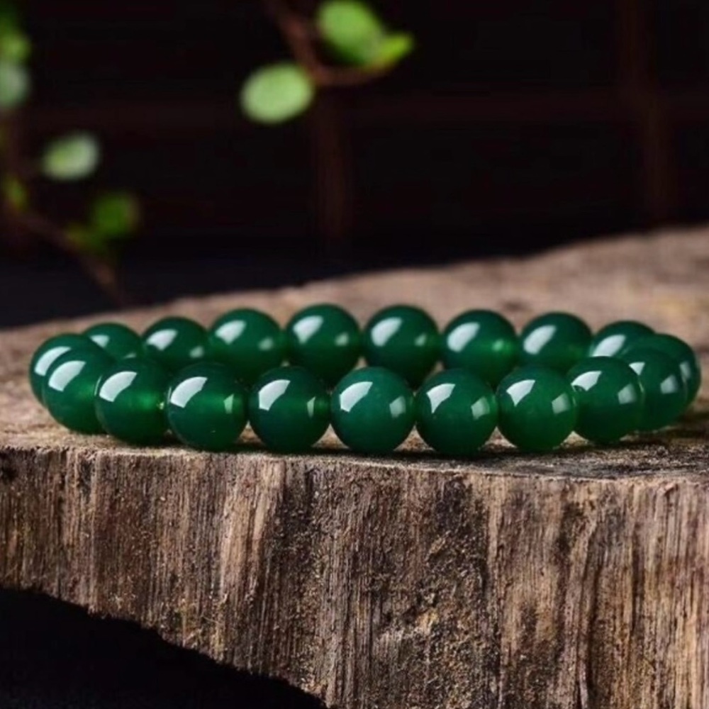 🆕New Taiwan Green Jade 8mm Healing Gemstone Bracelet
